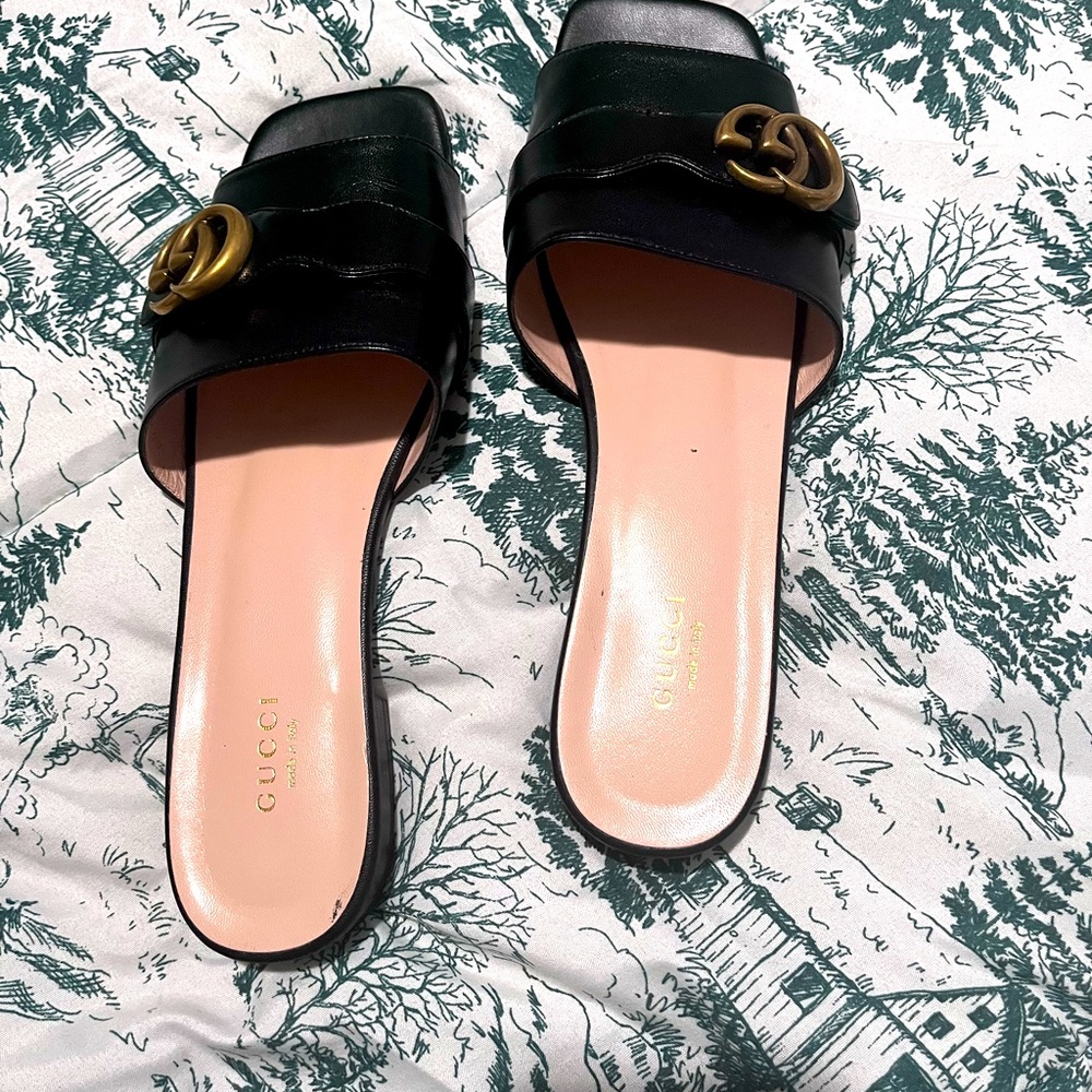 Very nice Gucci sandals worn one time very comfortable